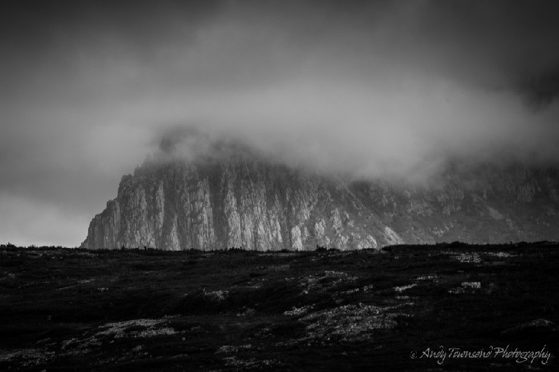 Low cloud rolls in obscuring Little Horn on the northern end of Cradle Mountain.
